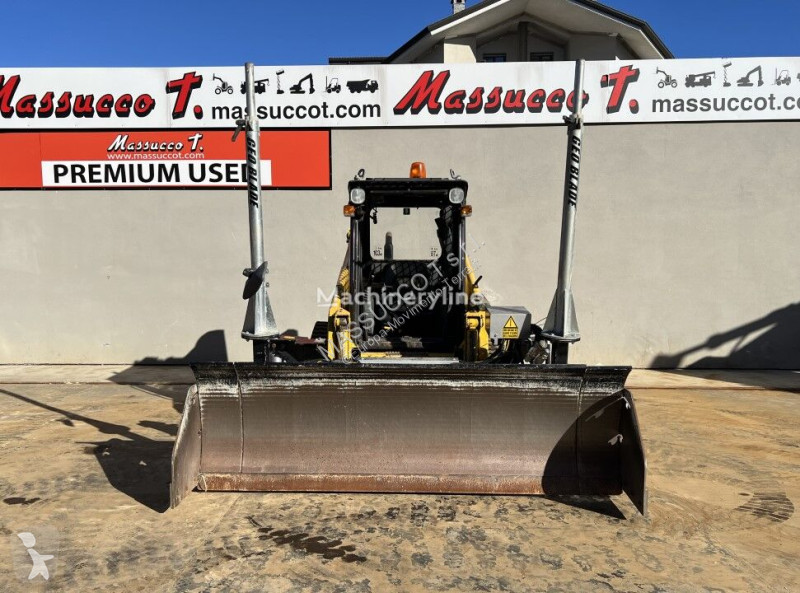 Pá carregadora Komatsu CK 20 HF