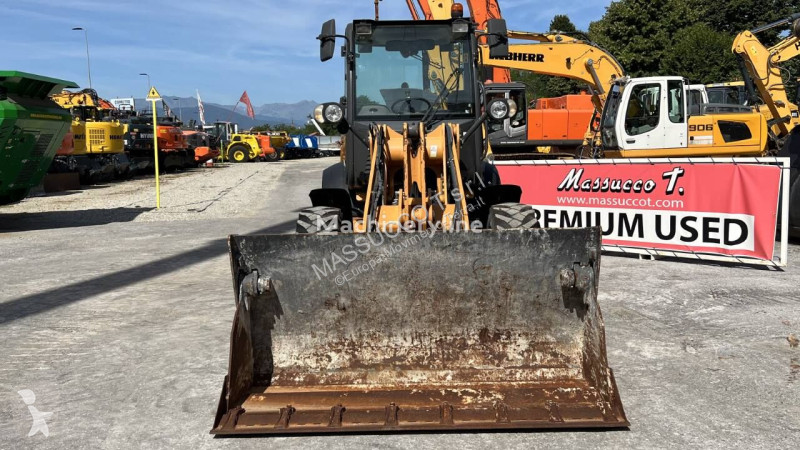 Shovel Case 221F 4x4