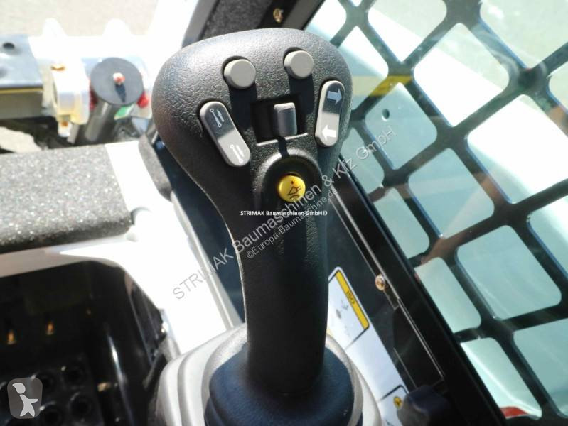 Shovel Bobcat S 100