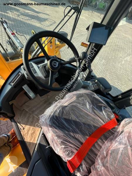 Pala Volvo L30HS - Neumaschine