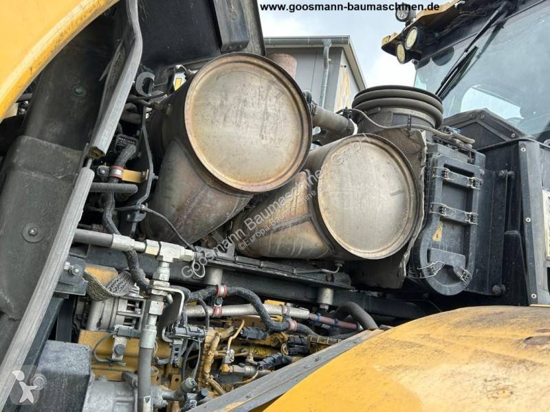 Shovel Caterpillar 972M XE