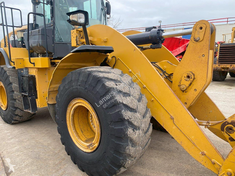 Shovel Caterpillar NVT