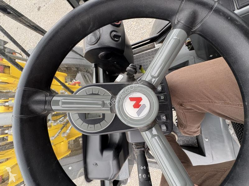 Shovel Wacker Neuson