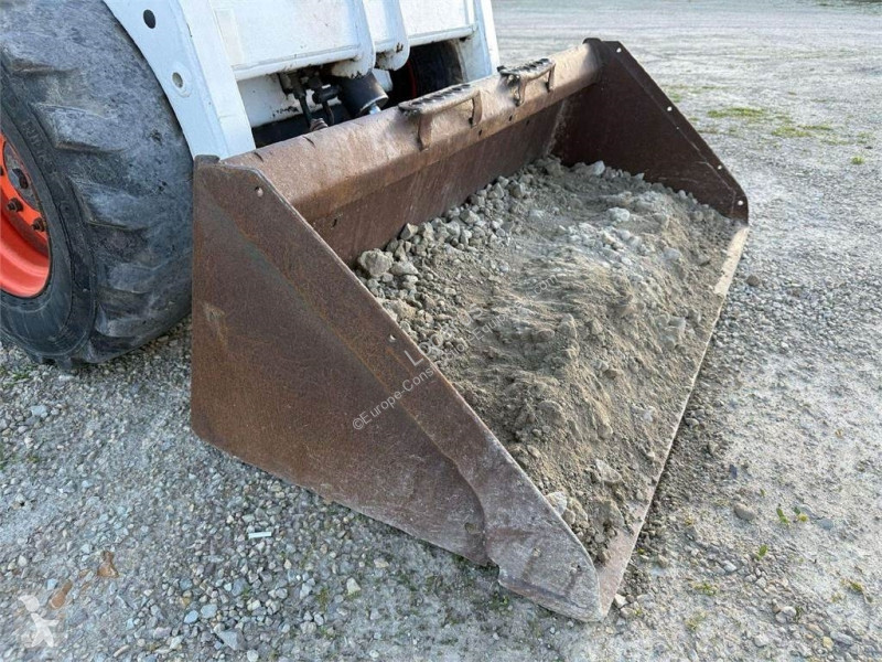 Shovel Bobcat