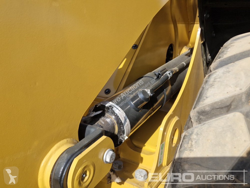 Shovel Caterpillar 950L