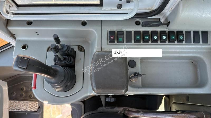 Pala Hyundai HL730TM-7