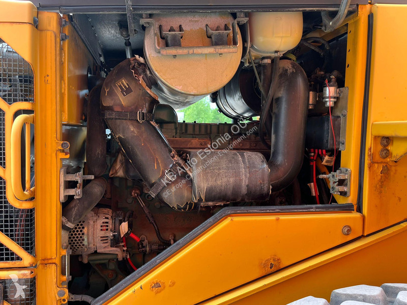 مُحمّلة Volvo L 90 F 4x4 CETRAL LUBRICATIO / AC