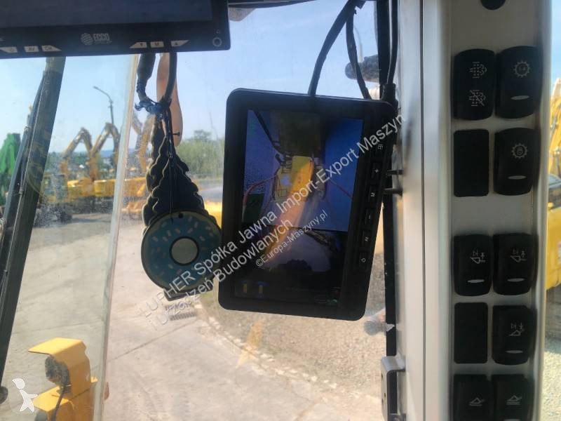Nakladač Volvo L220H