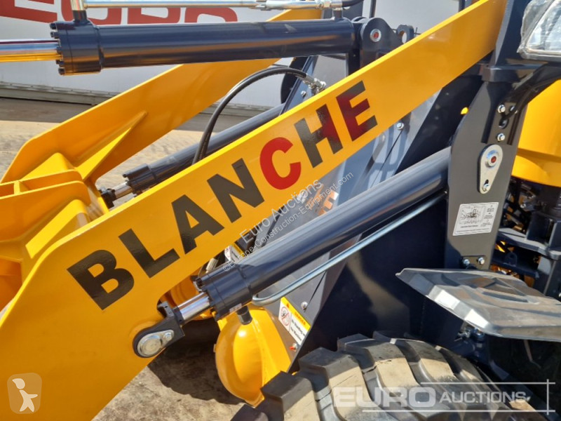 Pá carregadora Blanche TW36