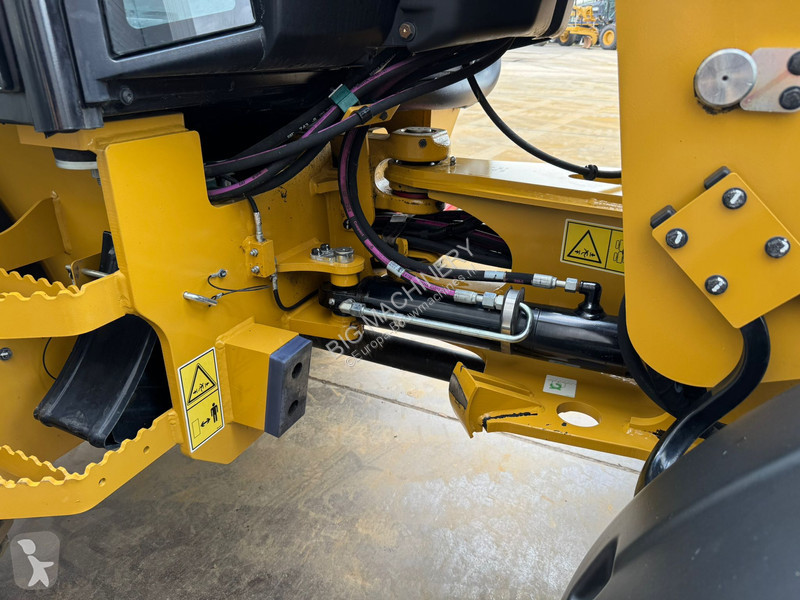 Pala Caterpillar M - Bucket + forks