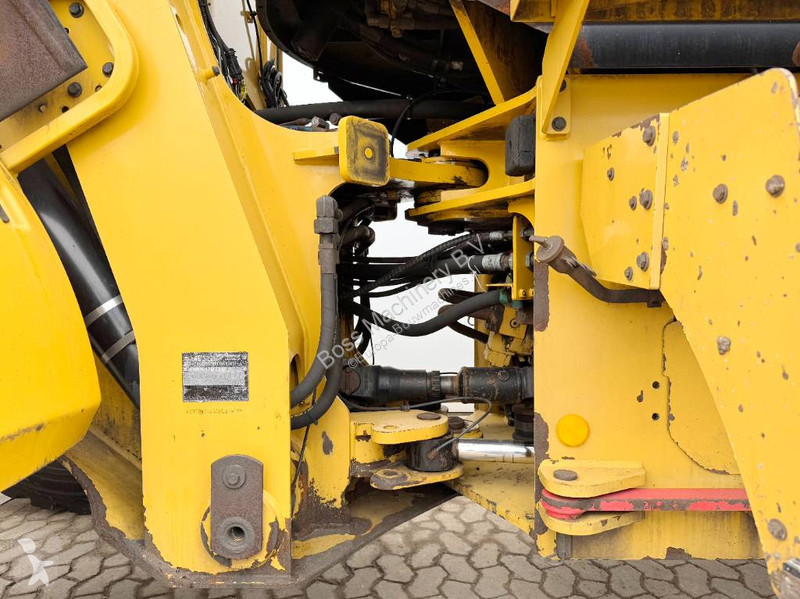 Pala Caterpillar - German German / Backup Camera