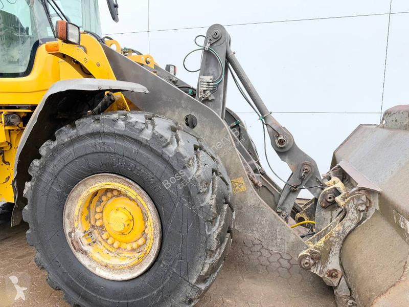 Shovel Volvo - 3rd Function / Quick Coupler /...