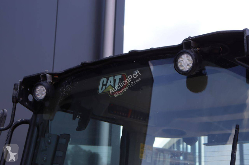 Pá carregadora Caterpillar