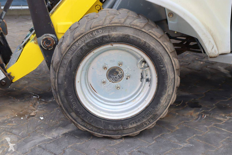Pala cargadora Neuson WL38