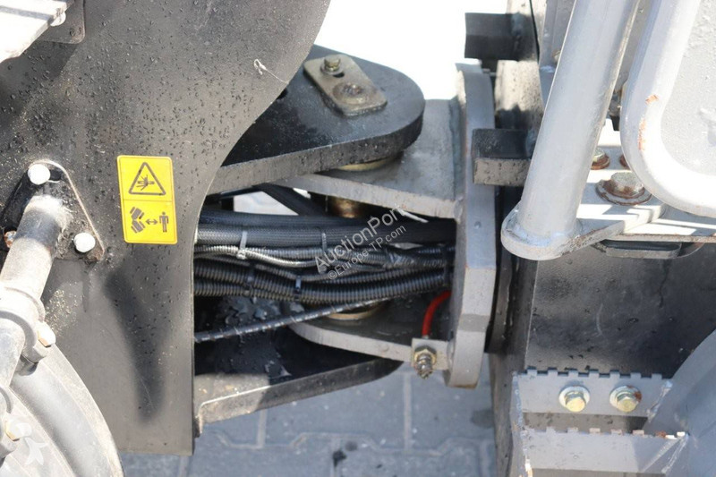 Shovel Aolite 606