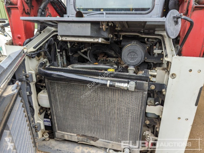 Nakladač Takeuchi TL10V2-CR