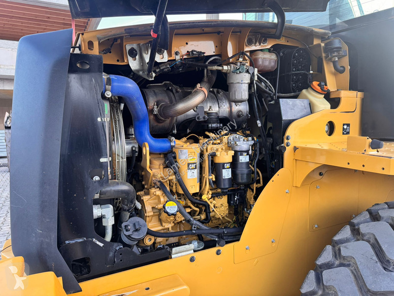 مُحمّلة Caterpillar 914M Speeder .