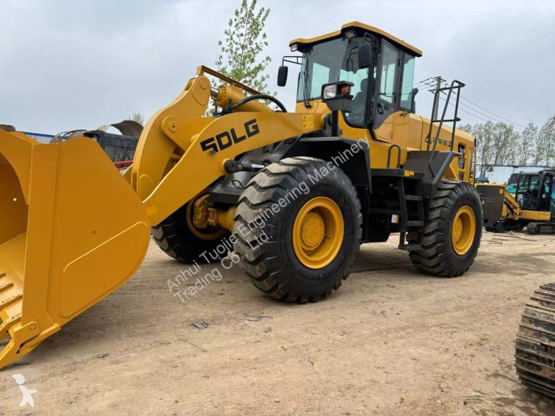 Nakladač SDLG L956F