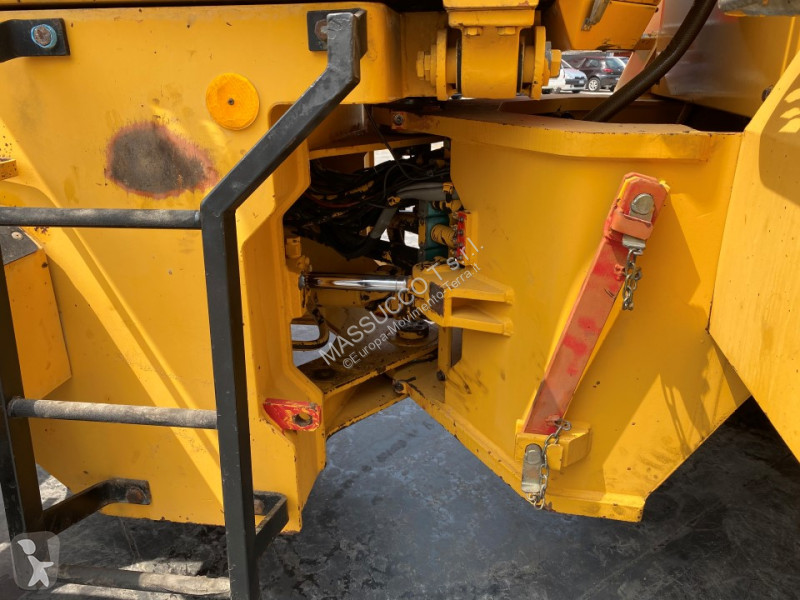 مُحمّلة Liebherr L521