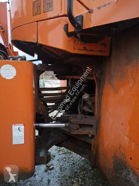 Chargeuse Hitachi  W270