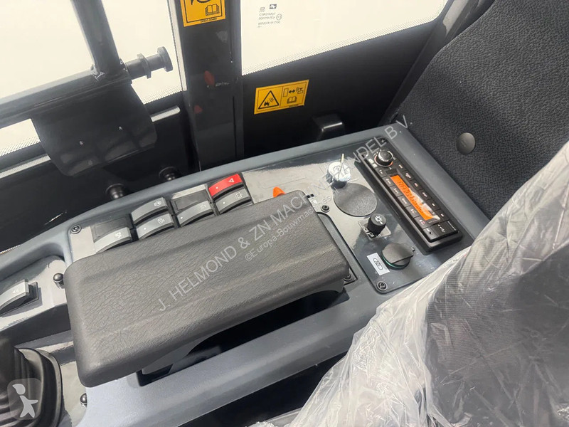 Chargeuse Komatsu WA80M-8E0 NIEUW