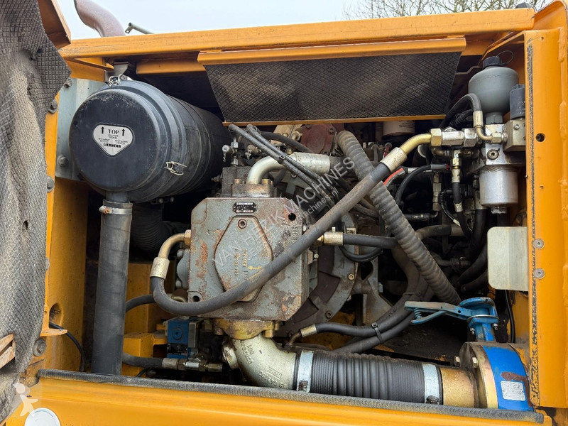 جرافة Liebherr A900C Mobile crane