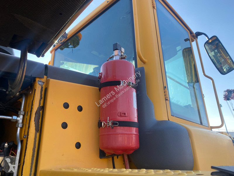 Nakladač Volvo L110