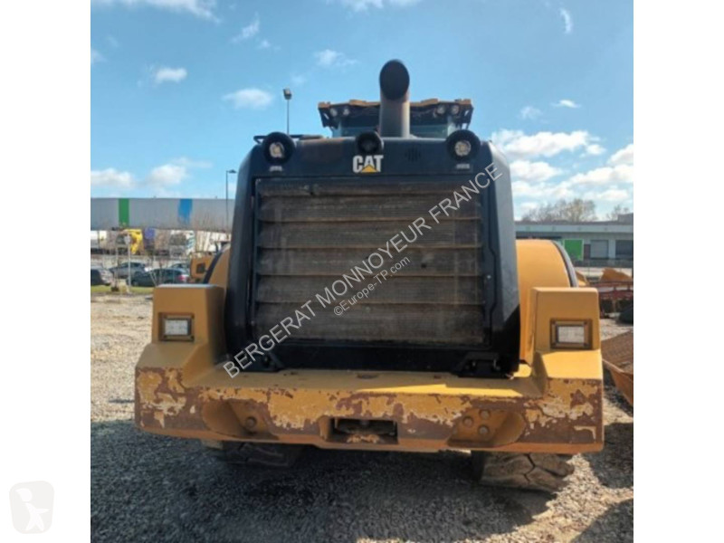 Nakladač Caterpillar 972M XE