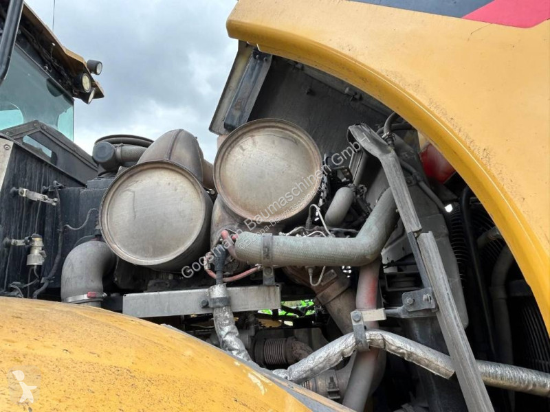 Nakladač Caterpillar 972 M