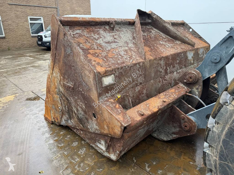 مُحمّلة Volvo L150H - High-tip Bucket / Backup...