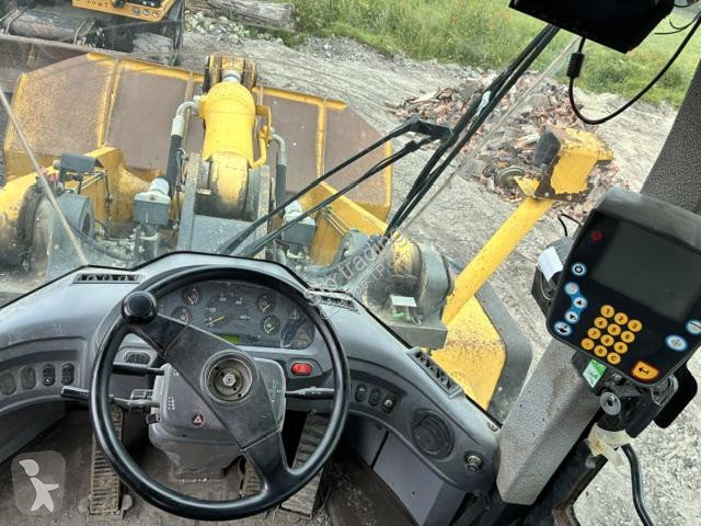 Nakladač Komatsu