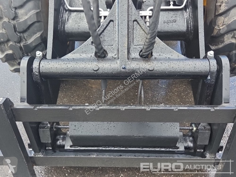 Shovel JCB 409