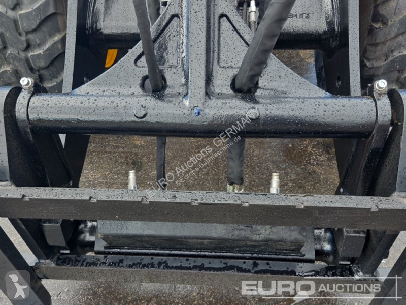 Shovel JCB 409