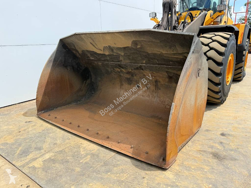 Nakladač Volvo L220H - CDC Steering / Excellent...