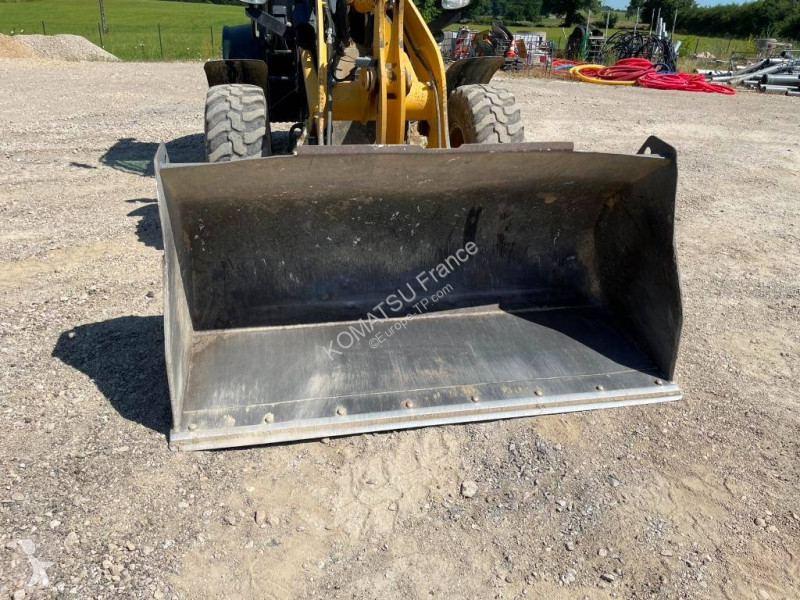 Læssemaskine Komatsu WA 100M-8E0