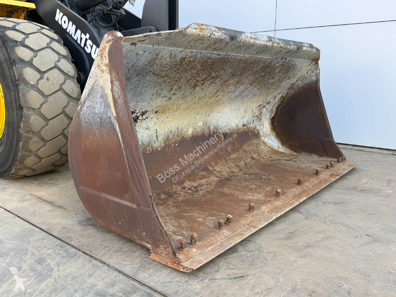 Nakladač Komatsu - Auto Greasing / Joystick...