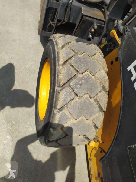 Læssemaskine JCB ROBOT