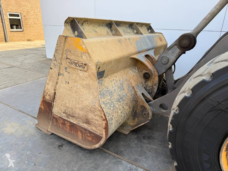 مُحمّلة Volvo - Automatic Greasing / Camera