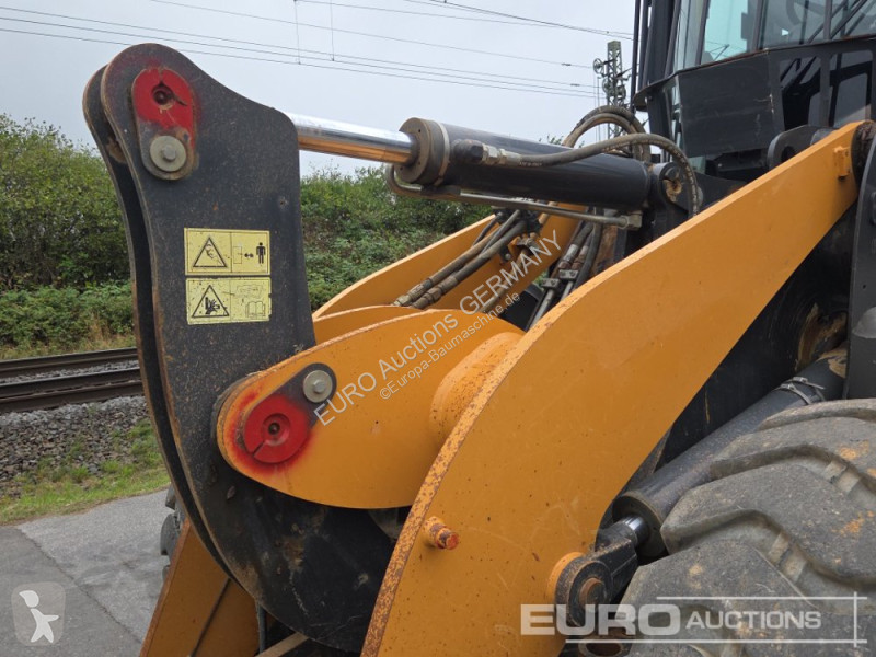 Case 621G loader