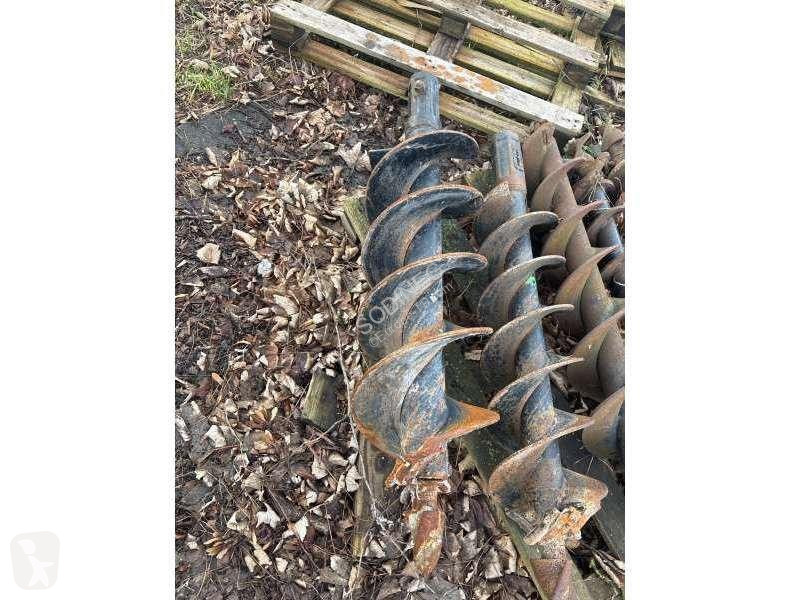 Nakladač Bobcat + 6 ACCESSOIRES