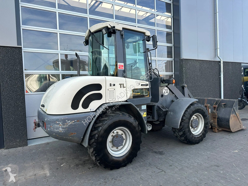 Nakladač Terex