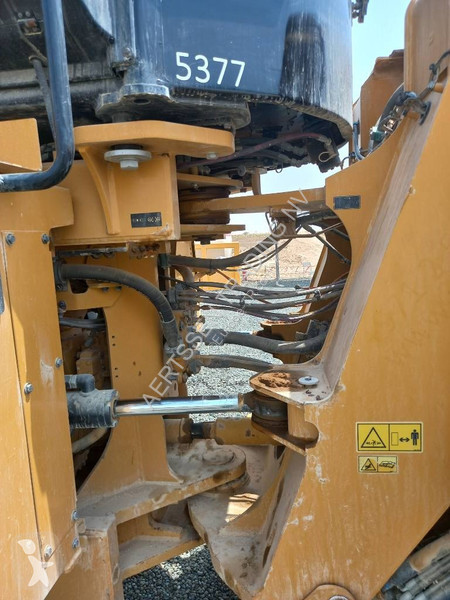 Nakladač Caterpillar 980 (EXW - Abu Dhabi)