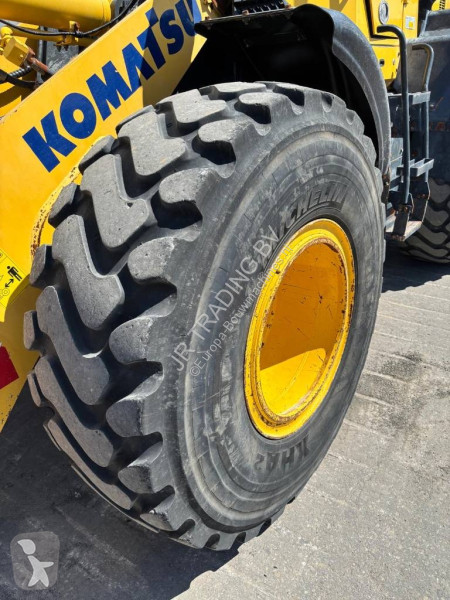 Фронтальный погрузчик Komatsu WA 200-8