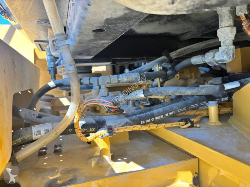 Chargeuse Caterpillar GC