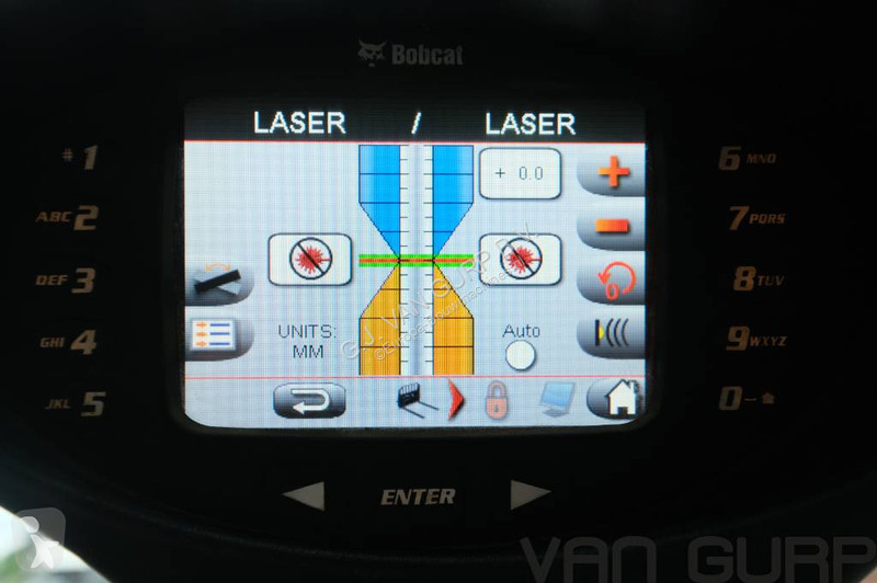 Pala cargadora Bobcat HIFLOW + Laser Grader 108...