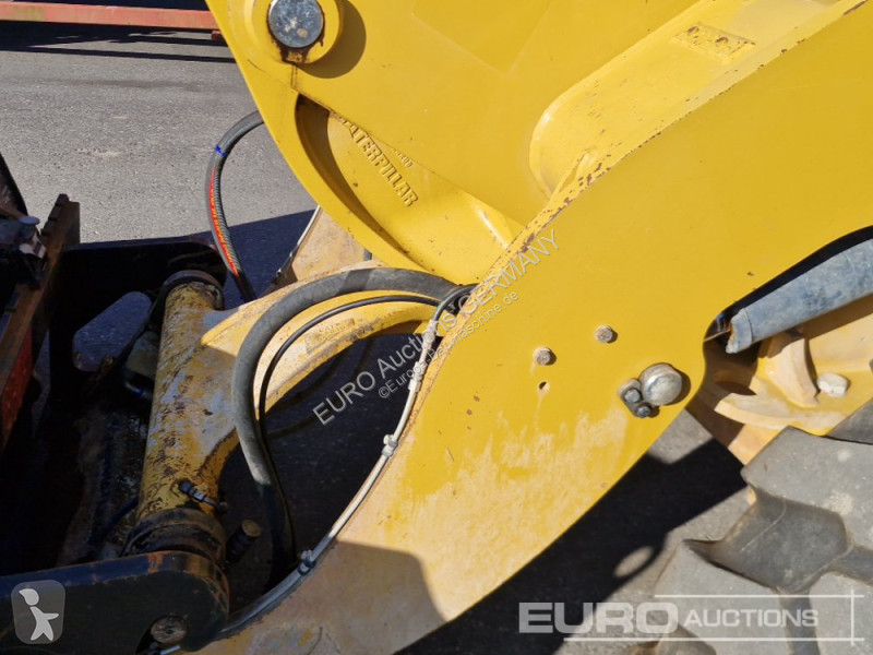 Chargeuse Caterpillar 908M