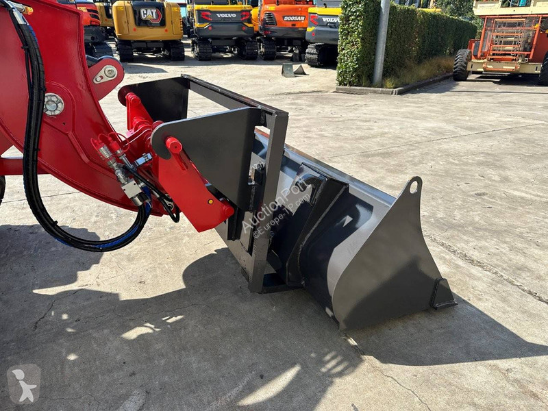 Chargeuse  MINI 780TT