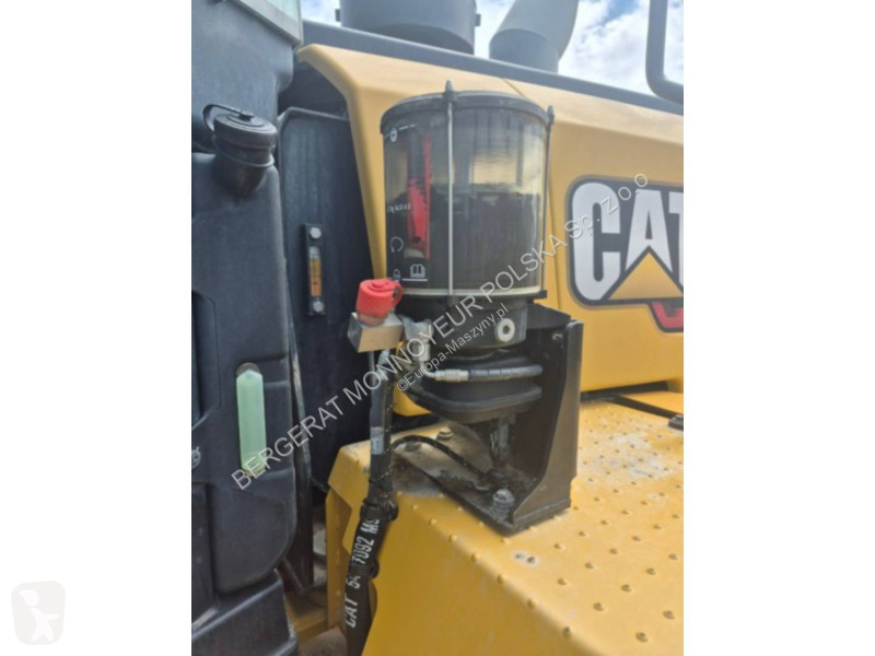 Pá carregadora Caterpillar 980-14XE