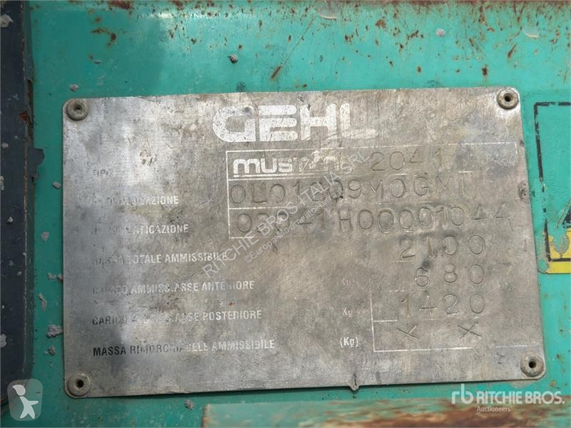 Chargeuse IHI 2041 Skid Steer Loader