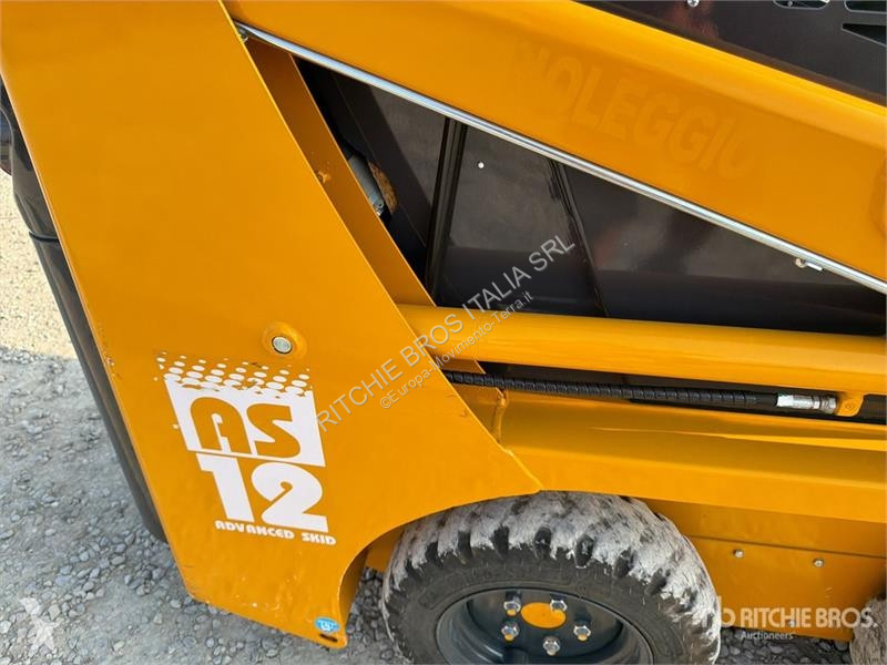 Pala cargadora  Kato-imer AS 12 Skid Steer Loader